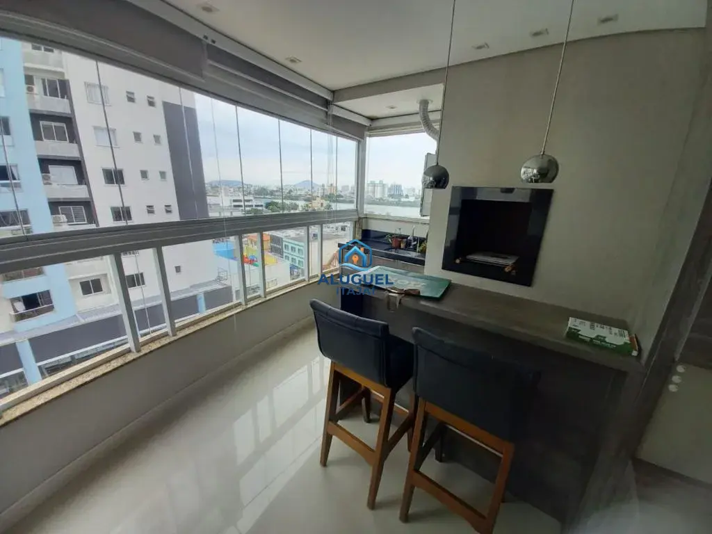 Casa para Aluguel em Itajaí no Centro com 3 Quartos | Piscina e Salão de Festas - Foto 10