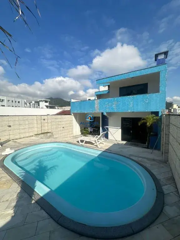 Casa para Aluguel em Itajaí no Centro com 5 Quartos | Academia / Ginásio e 2 Vagas de Garagem - Foto 25