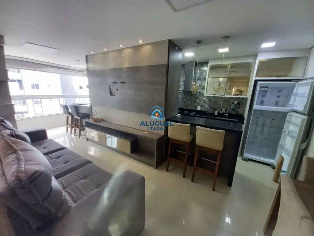 Casa para Aluguel em Itajaí no Centro com 3 Quartos | Piscina e Salão de Festas - Foto 6