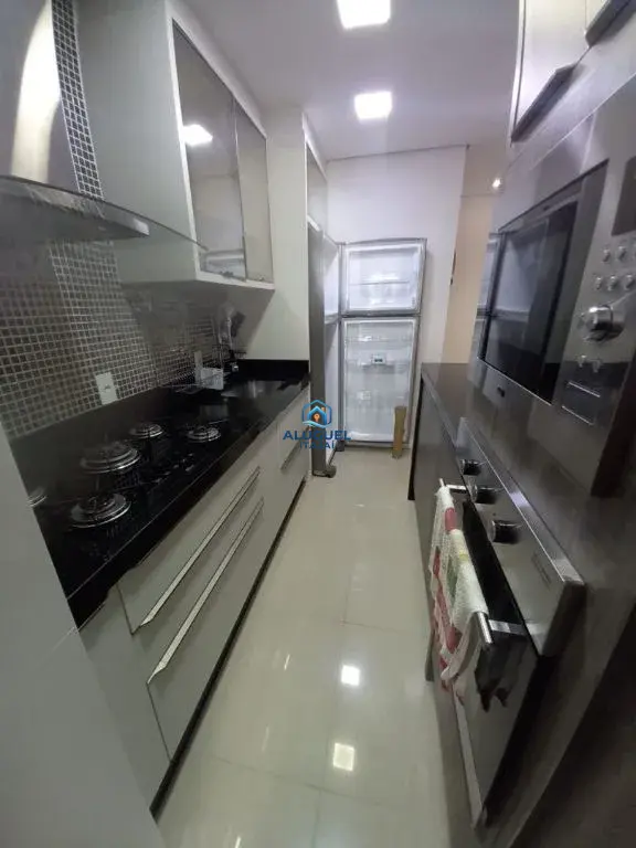Casa para Aluguel em Itajaí no Centro com 3 Quartos | Piscina e Salão de Festas - Foto 8