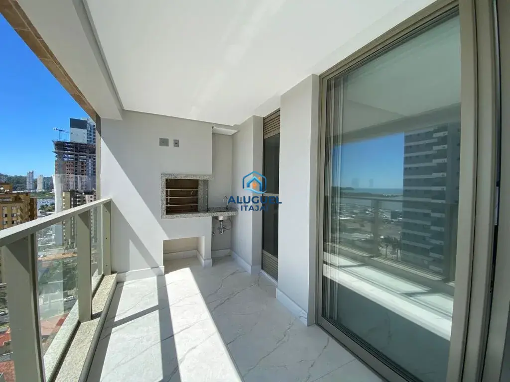 Apartamento para Venda em Itajaí no Centro com 3 Quartos e 138m² | Salão de Festas e Playground - Foto 2
