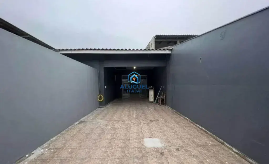 Casa para Venda em Itajaí no Espinheiros com 2 Quartos e 120m² | Academia / Ginásio e 1 Vaga de Garagem - Foto 1