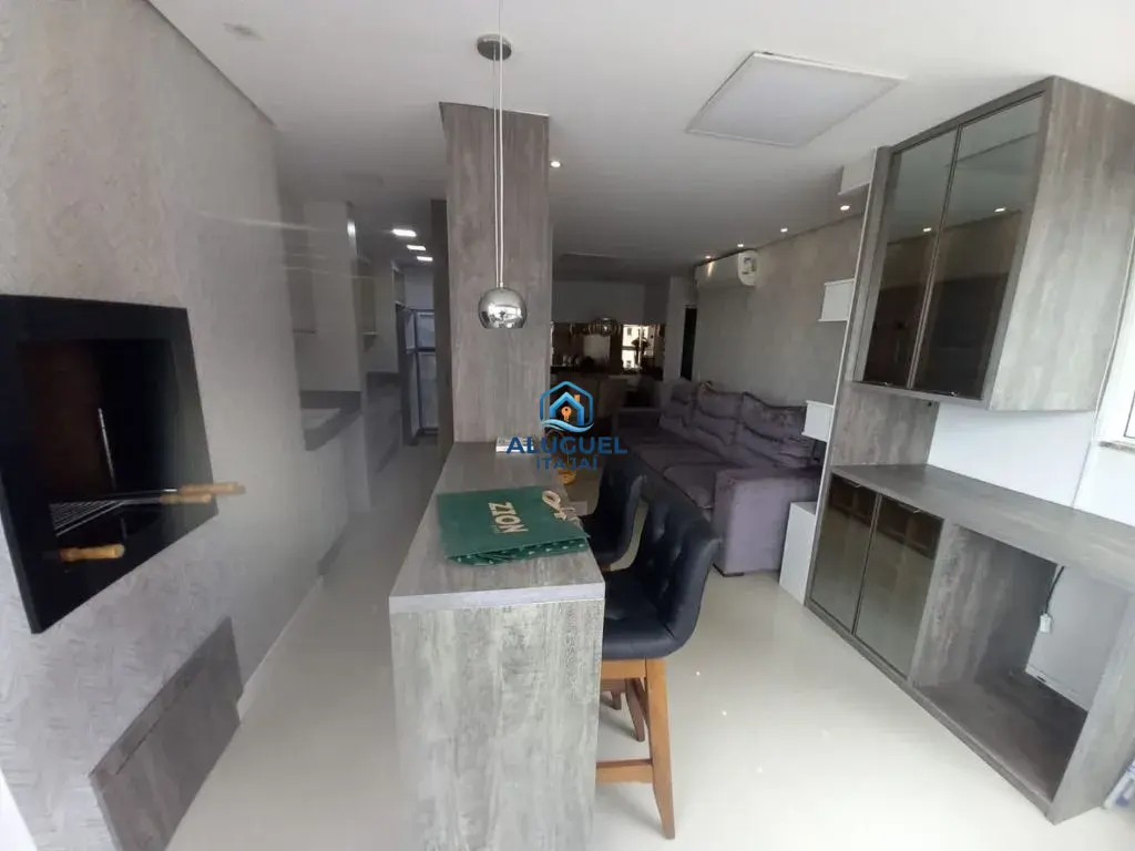 Casa para Aluguel em Itajaí no Centro com 3 Quartos | Piscina e Salão de Festas - Foto 9