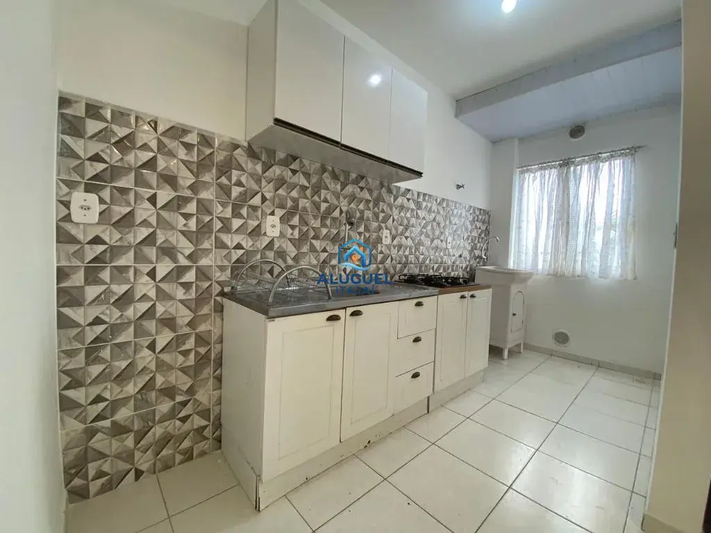 Apartamento para Aluguel em Itajaí no Espinheiros com 2 Quartos | Academia / Ginásio - Foto 2