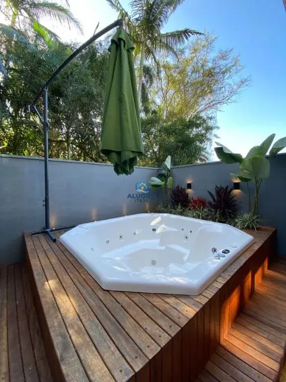Sobrado para Venda em Itajaí no Cabeçudas com 3 Quartos e 170m² | 1 Suíte e 2 Vagas de Garagem - Foto 4