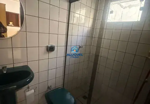 Casa para Aluguel em Itajaí no Centro com 5 Quartos | Academia / Ginásio e 2 Vagas de Garagem - Foto 1