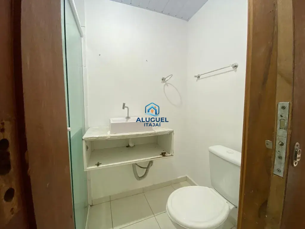 Apartamento para Aluguel em Itajaí no Espinheiros com 2 Quartos | Academia / Ginásio - Foto 14