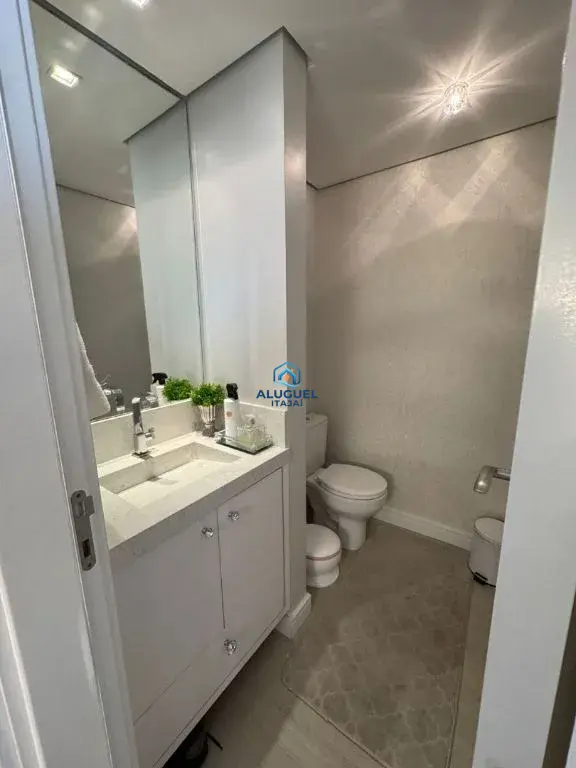 Casa para Venda em Itajaí no Dom Bosco com 3 Quartos | Academia / Ginásio e 3 Suítes - Foto 16