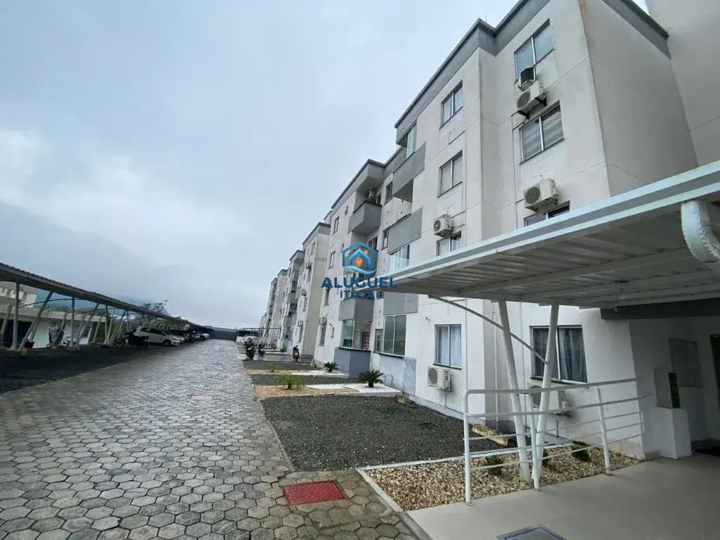 Apartamento para Aluguel em Itajaí no Espinheiros com 2 Quartos | Academia / Ginásio - Foto 22