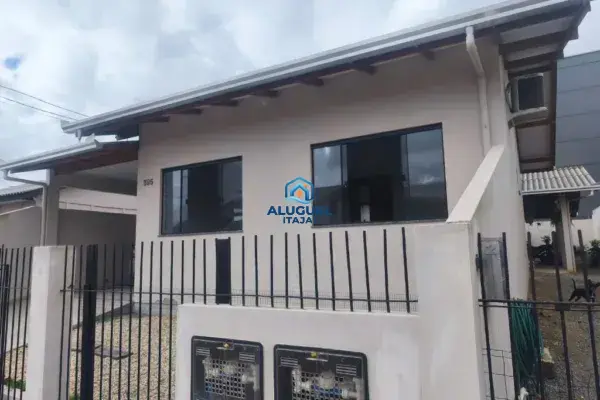 Casa para Aluguel em Itajaí no Salseiros com 2 Quartos e 67m² | Academia / Ginásio e 2 Vagas de Garagem - Foto 1