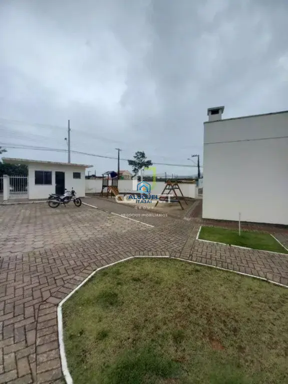 Apartamento para Aluguel no Itaipava em Itajaí com 2 Quartos e 49m² | Piscina e Salão de Festas (Ref: 163)