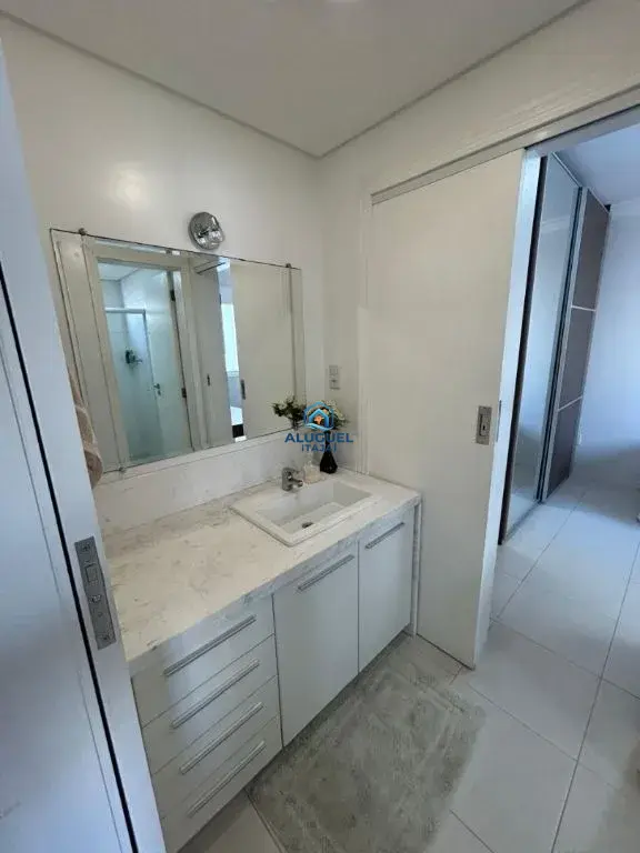 Apartamento para Venda em Itajaí no Centro com 3 Quartos e 110m² | 3 Suítes e 2 Vagas de Garagem - Foto 13