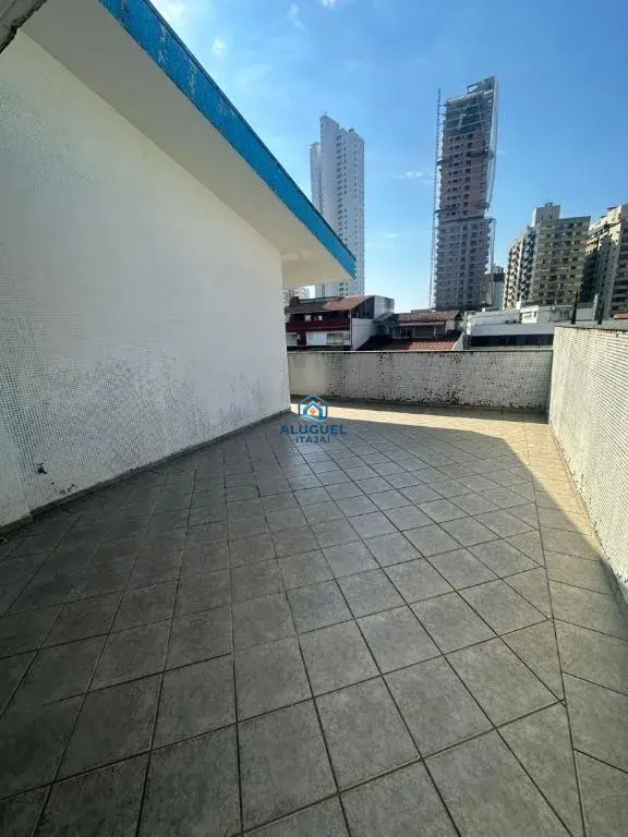 Casa para Aluguel em Itajaí no Centro com 5 Quartos | Academia / Ginásio e 2 Vagas de Garagem - Foto 12