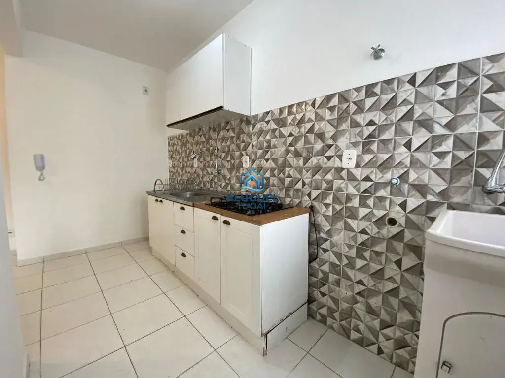 Apartamento para Aluguel em Itajaí no Espinheiros com 2 Quartos | Academia / Ginásio - Foto 3