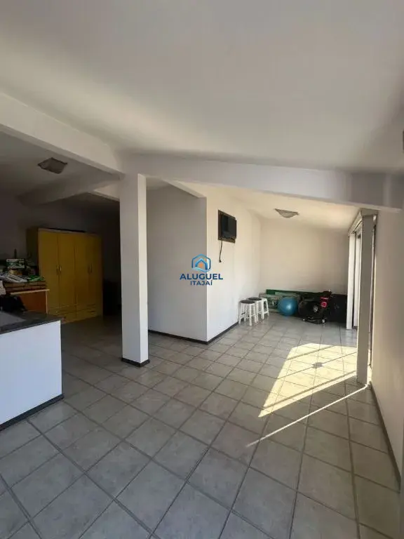 Casa para Aluguel em Itajaí no Centro com 5 Quartos | Academia / Ginásio e 2 Vagas de Garagem - Foto 7