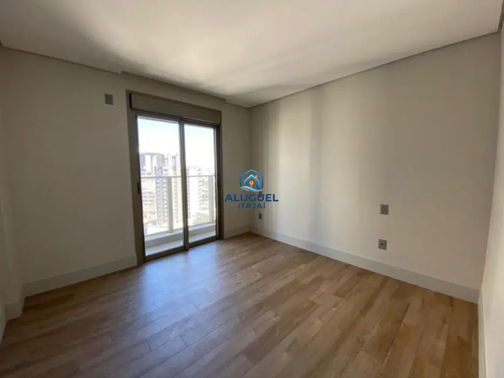 Apartamento para Venda em Itajaí no Centro com 3 Quartos e 138m² | Salão de Festas e Playground - Foto 18