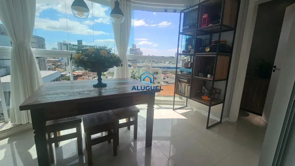 Casa para Venda em Itajaí no Centro com 3 Quartos | Academia / Ginásio e 1 Suíte - Foto 3